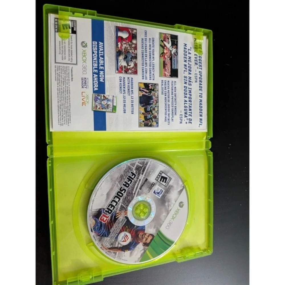 FIFA Soccer 13 -‎ Xbox 360 Game Video Game Soccer Futbol